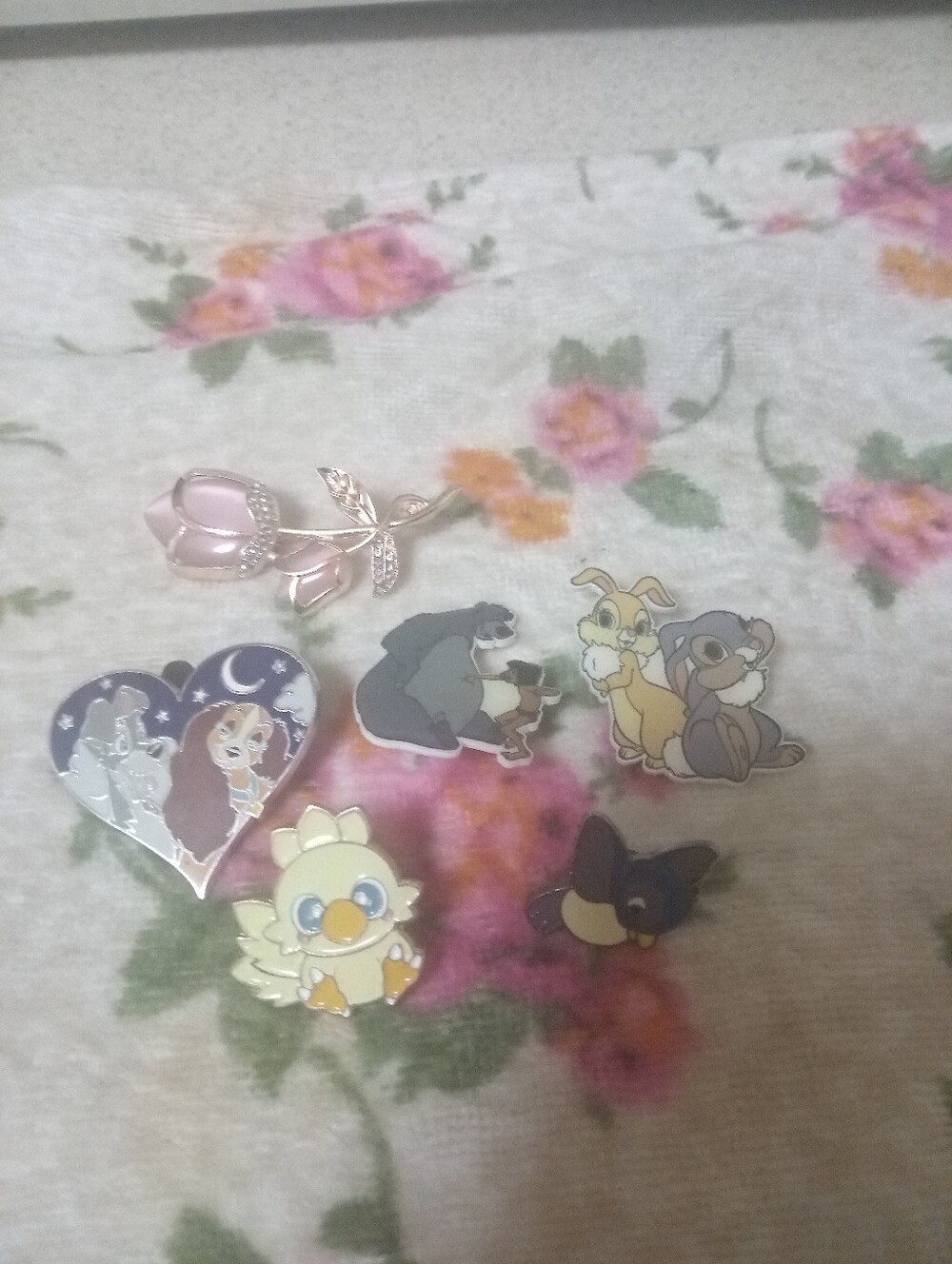❤️ Lot Of 6 Brooches And Lapel Pins ❤️